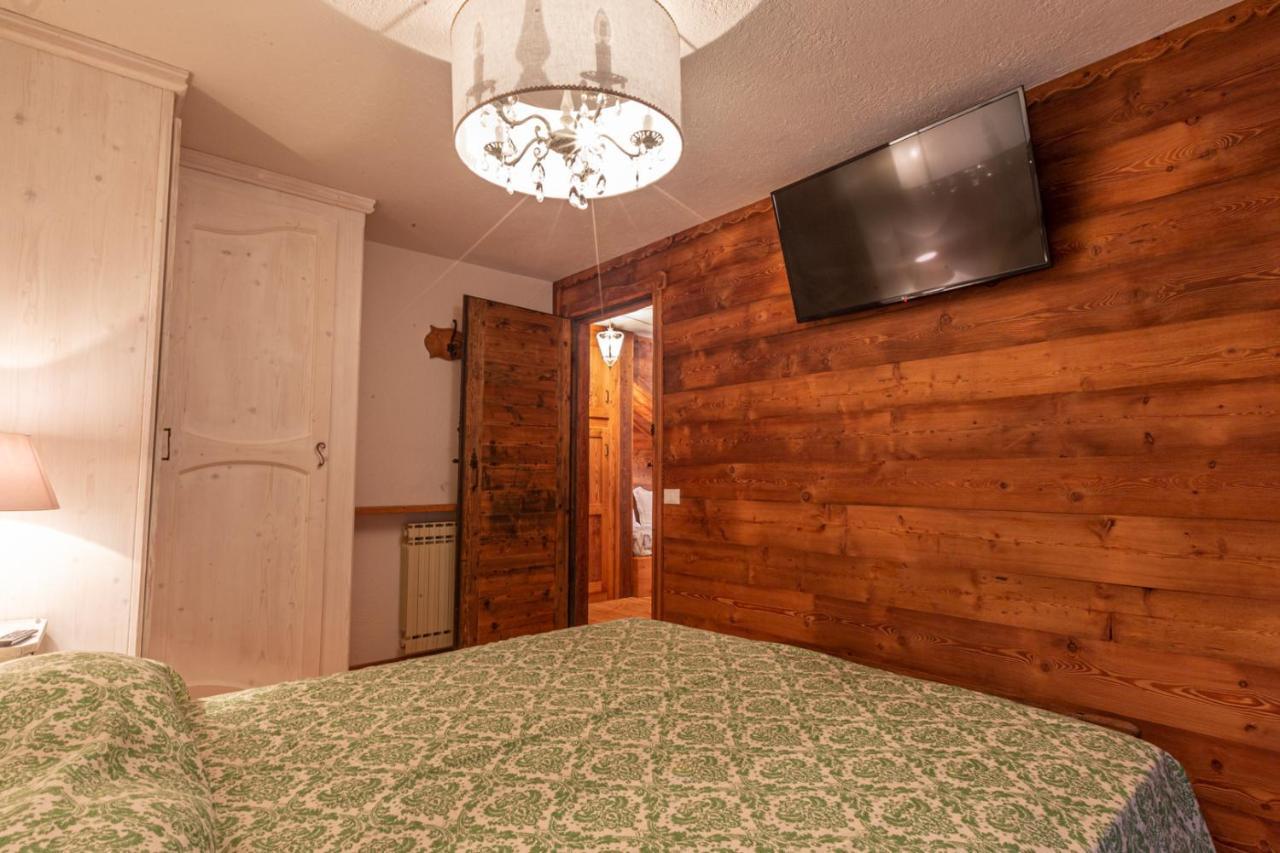 L'Atelier Du Temps - Le Petit Refuge Appartement Cogne Exterior foto