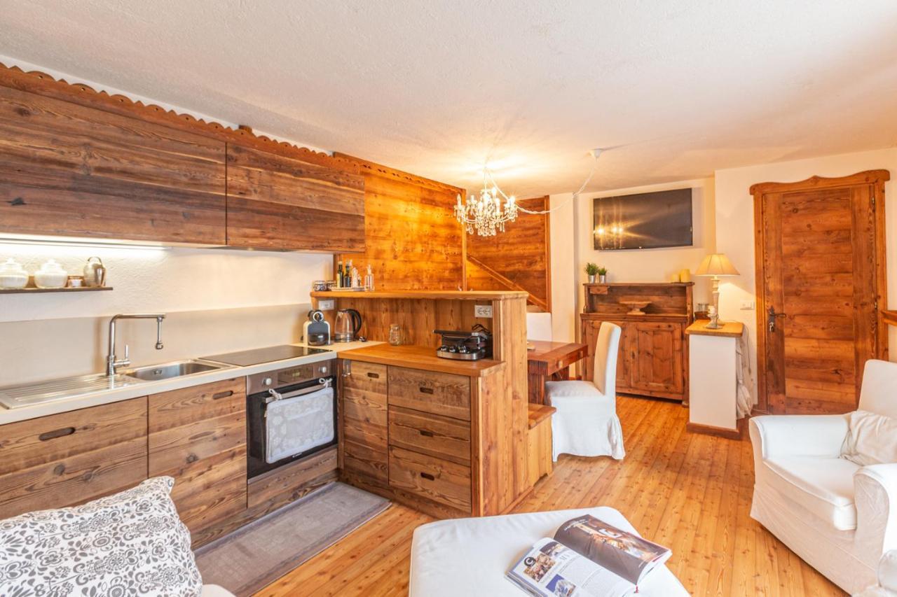 L'Atelier Du Temps - Le Petit Refuge Appartement Cogne Exterior foto
